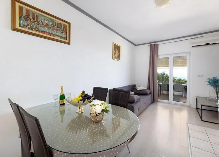 Ban Apartman *